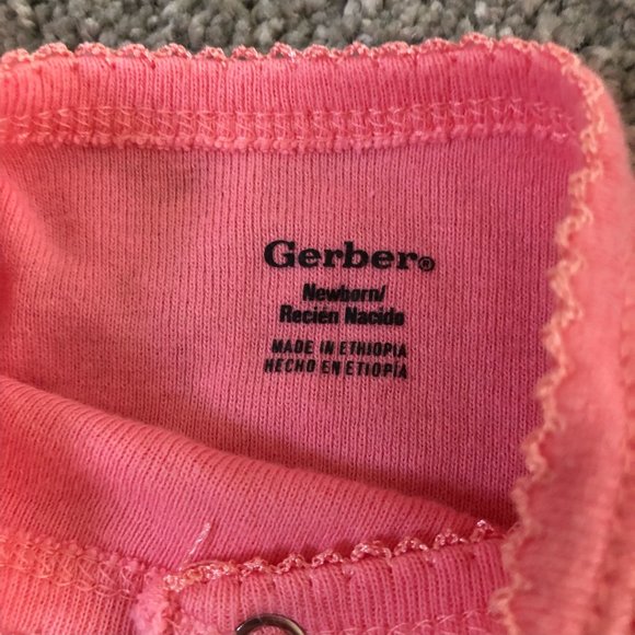 Gerber Newborn Baby Outfit - Picture 4 of 5